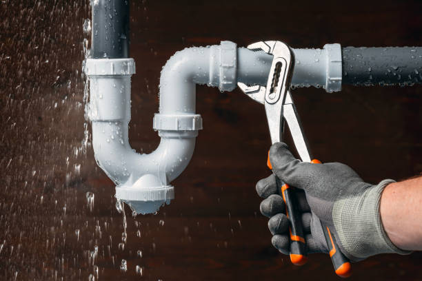 Professional Gas Line Repair technician working in Cape May Point, NJ